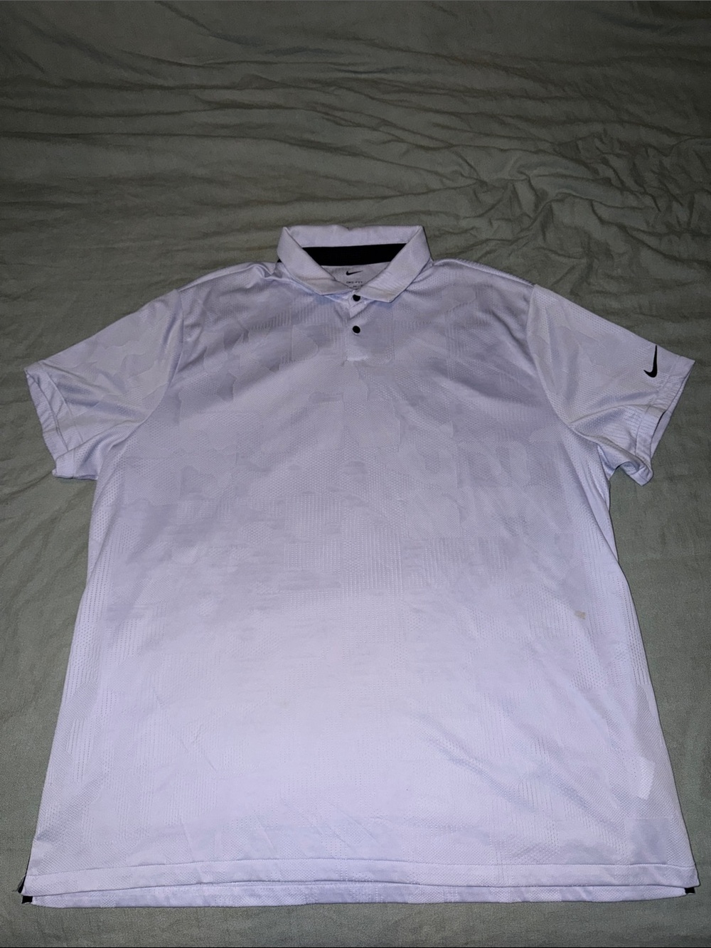 Nike Men's White Short-Sleeve Golf Polo